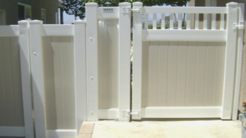 5 Important Benefits of Installing a Vinyl Fence in Riverside